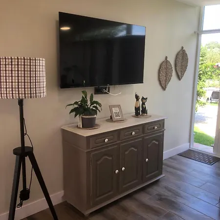 O Eido Da Otilia Nyaraló *