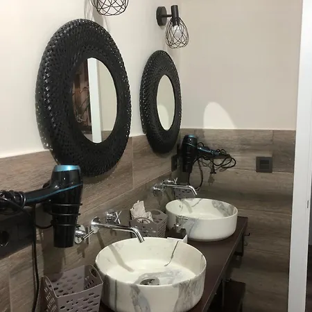 O Eido Da Otilia Nyaraló